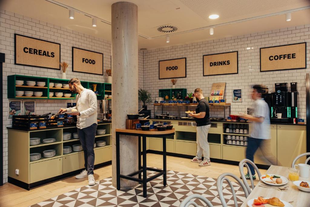 MEININGER Hotel Wien Downtown Franz - Resim 21