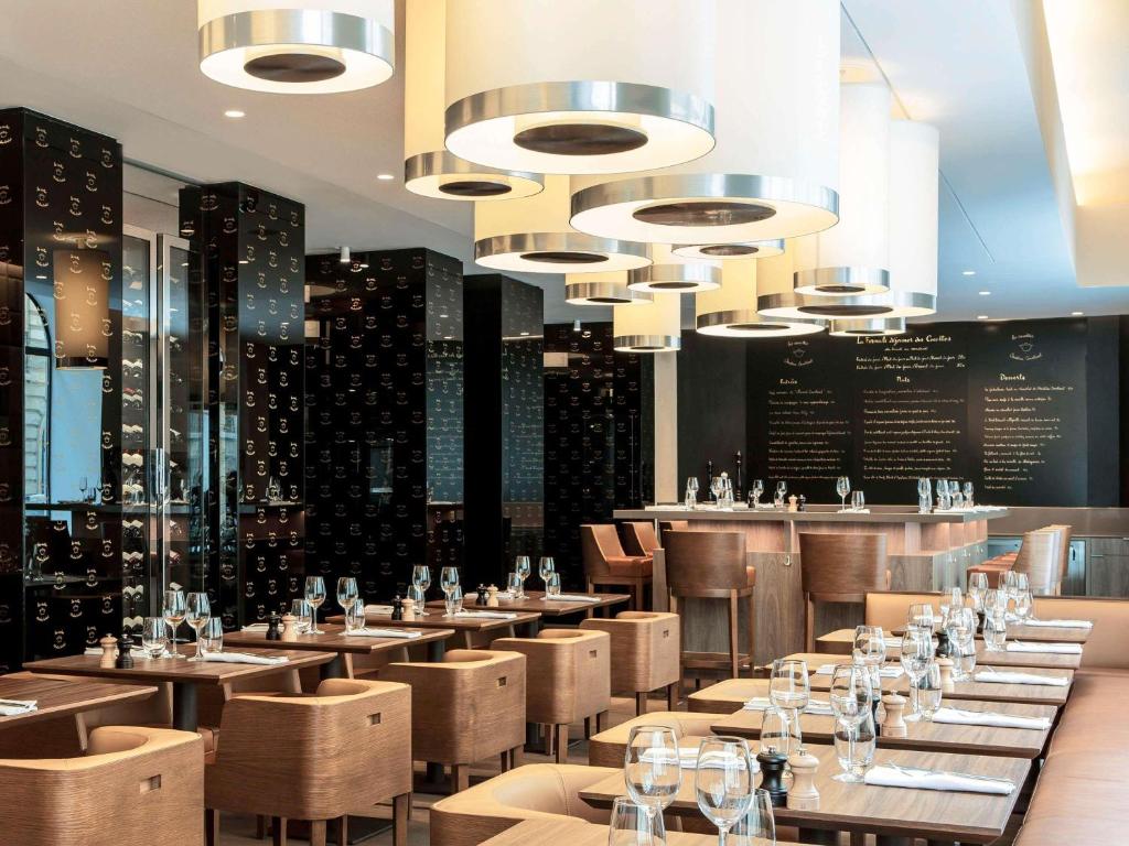 Restaurace v ubytování Sofitel Paris Arc De Triomphe