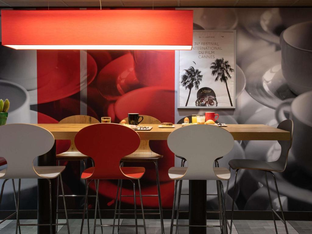 ibis Cannes Centre - Resim 6