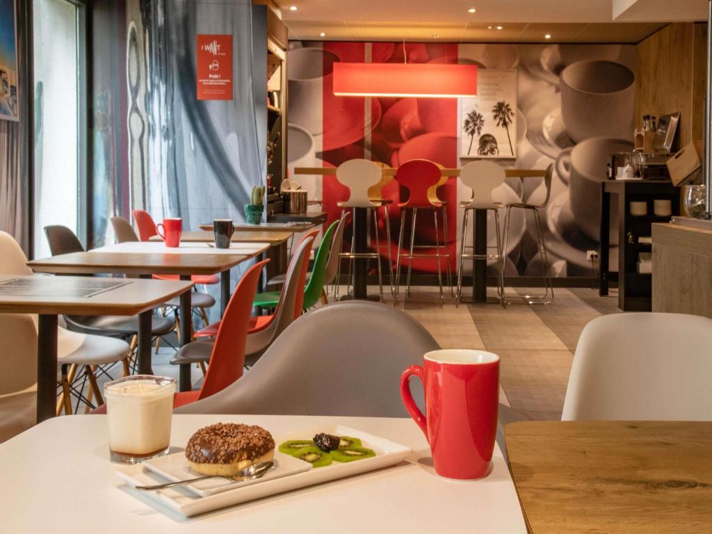 ibis Cannes Centre - Resim 25