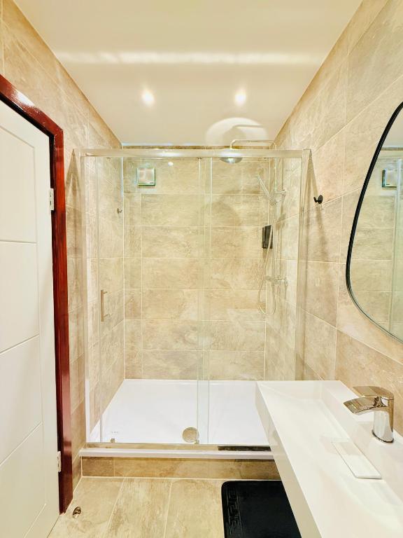 Tower Bridge Apartments - Resim 34