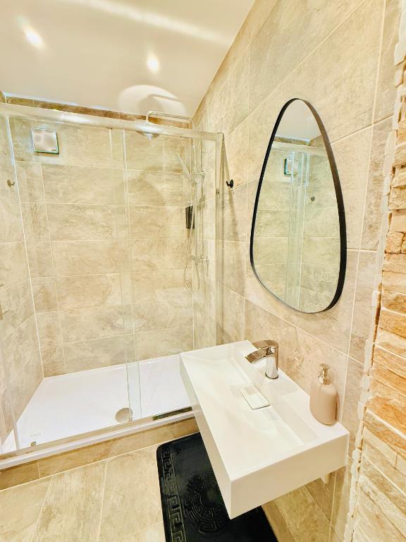 Tower Bridge Apartments - Resim 35