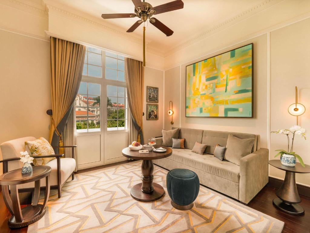 Suite Metropole Chái Di Sản Có Giường Cỡ King - Quyền Lợi Và Đặc Quyền Metropole