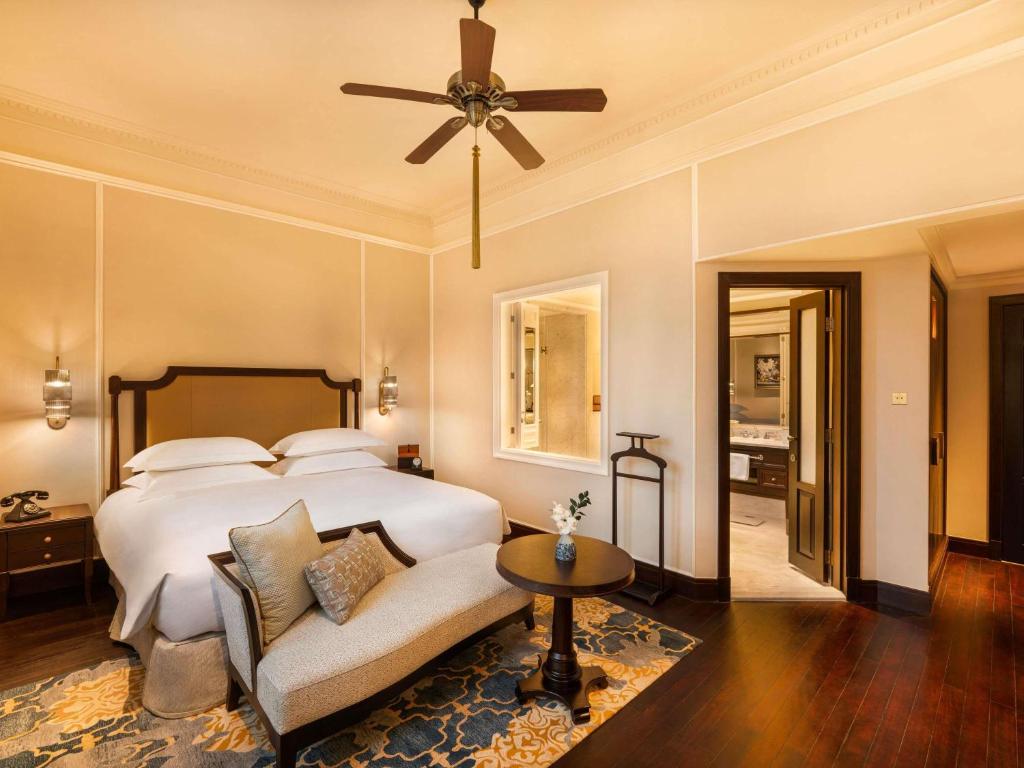 Phòng Heritage Wing Grand Luxury Có Giường Cỡ King - Các Quyền Lợi Và Đặc Quyền Tại Metropole