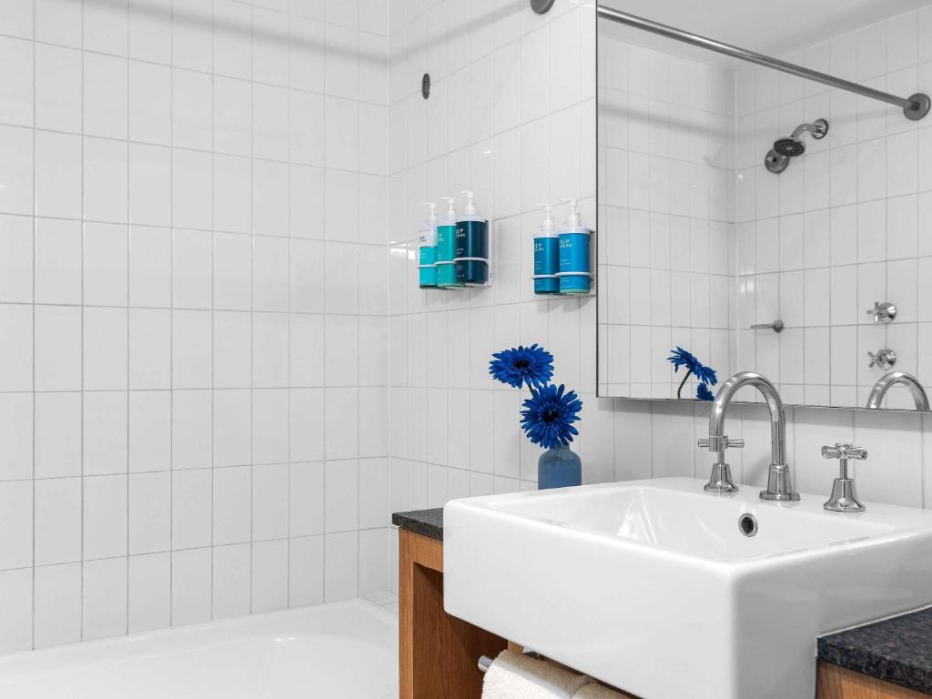 Novotel Perth Langley - Resim 3