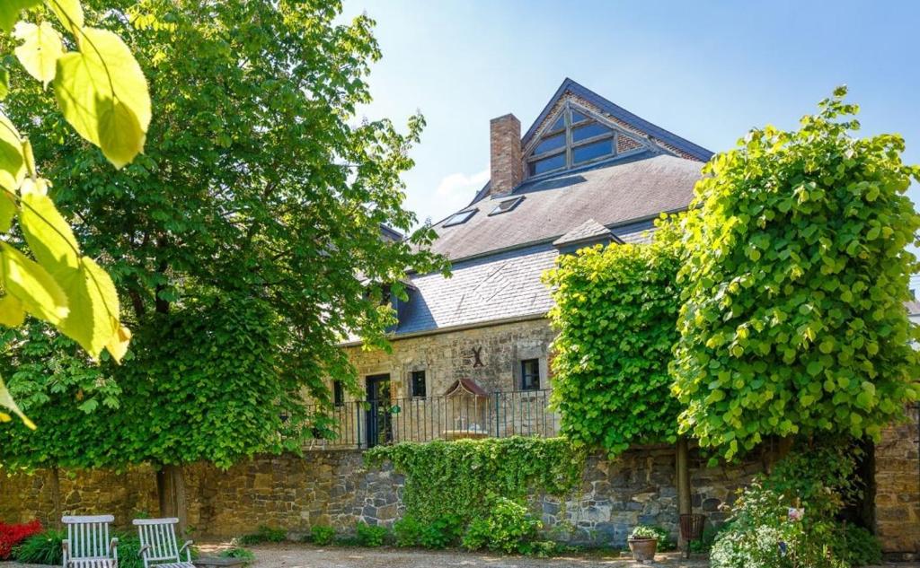 Zahrada ubytování Les Confidences de Messire Sanglier, stylished guest houses