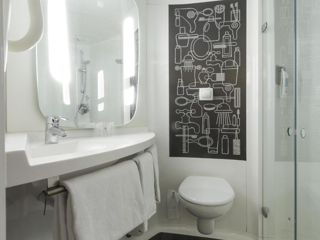 ibis London Docklands Canary Wharf - Resim 18