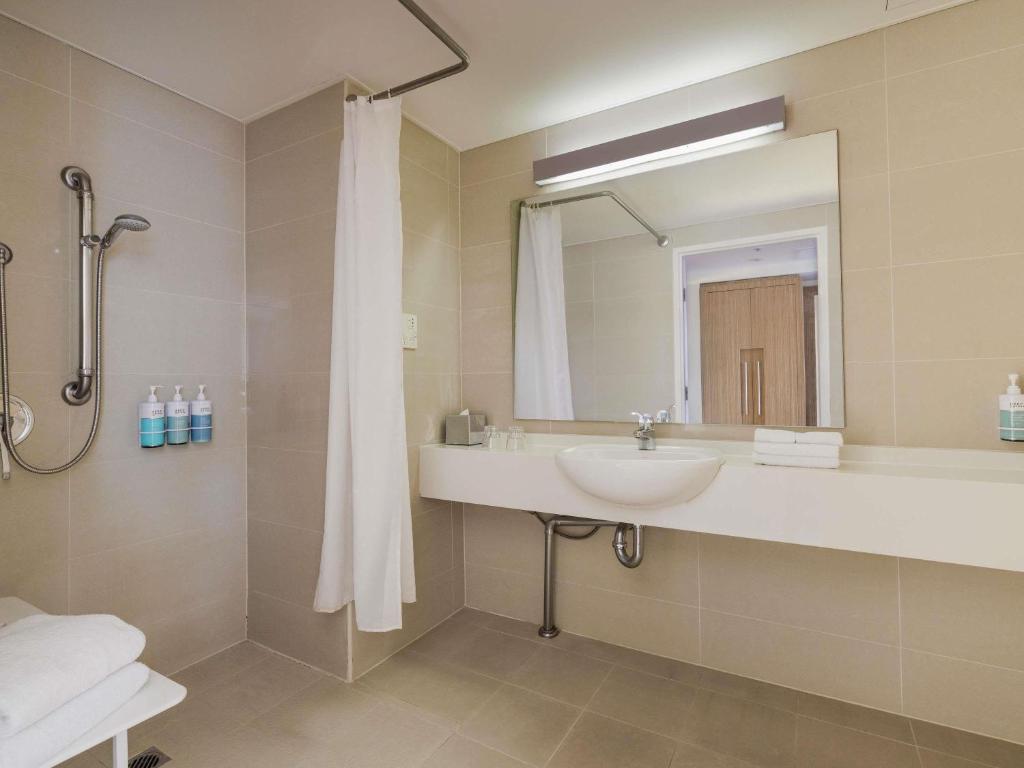 Novotel Sydney Olympic Park - Resim 18