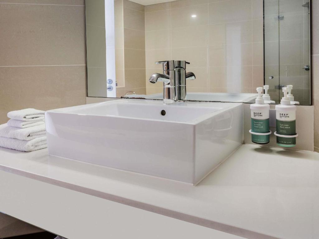 Novotel Sydney Olympic Park - Resim 21