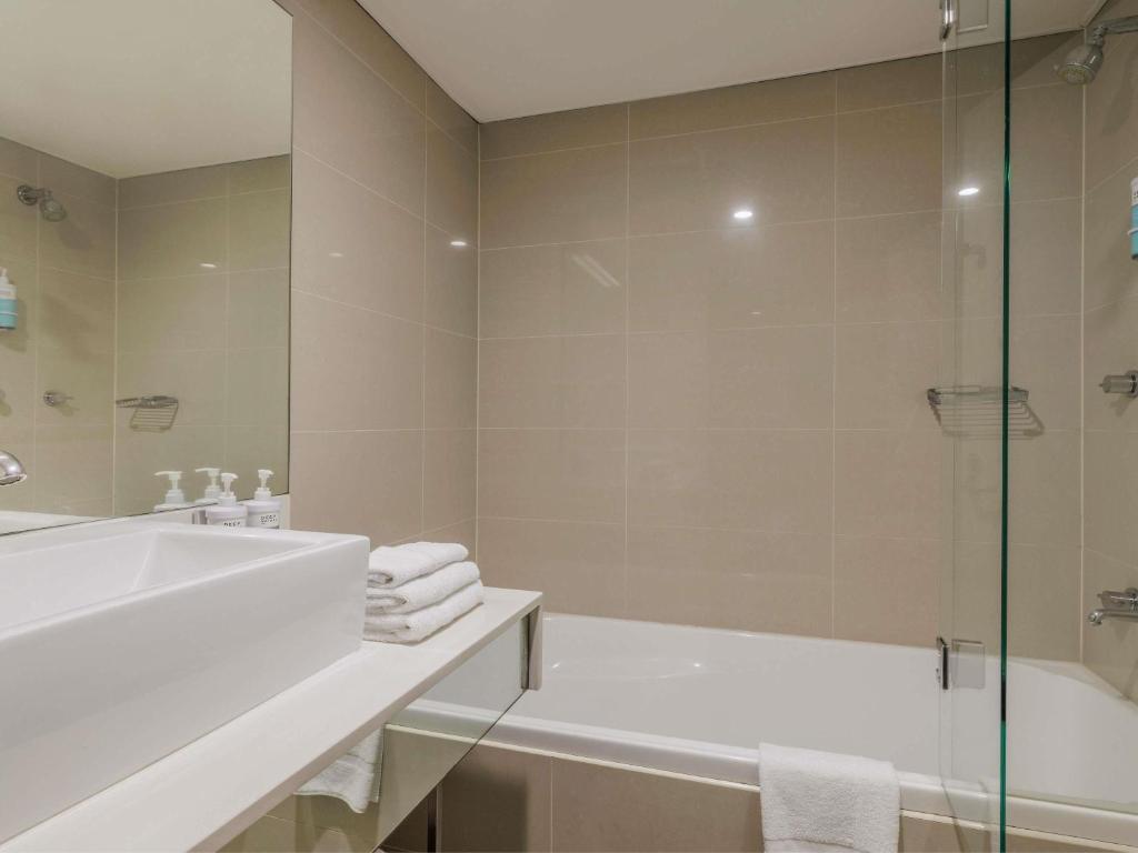 Novotel Sydney Olympic Park - Resim 22