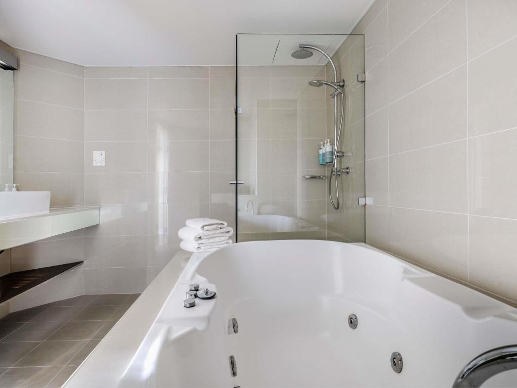 Novotel Sydney Olympic Park - Resim 23