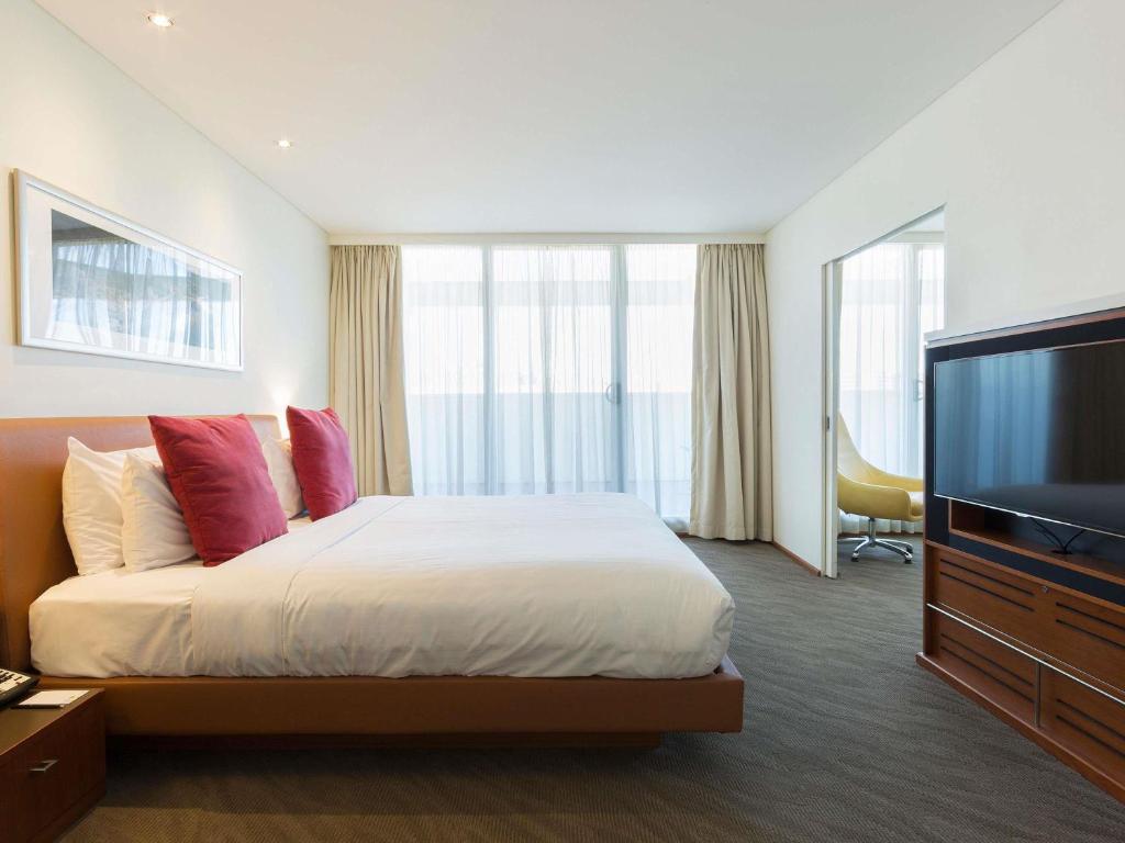 Novotel Canberra - Resim 11