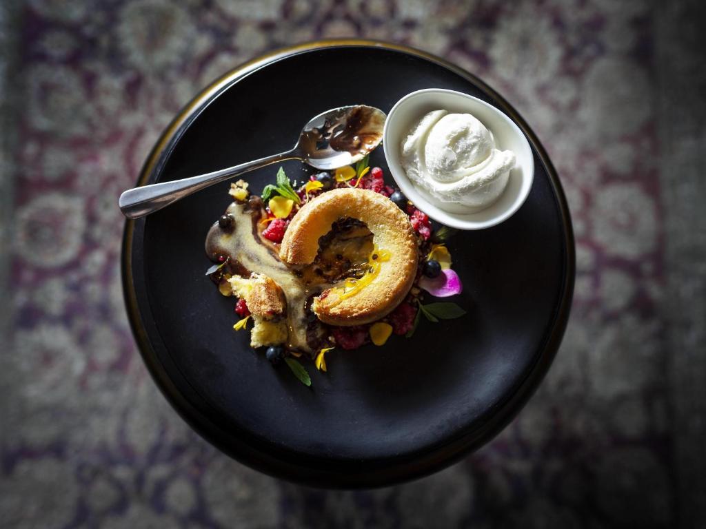 Novotel Canberra - Resim 38