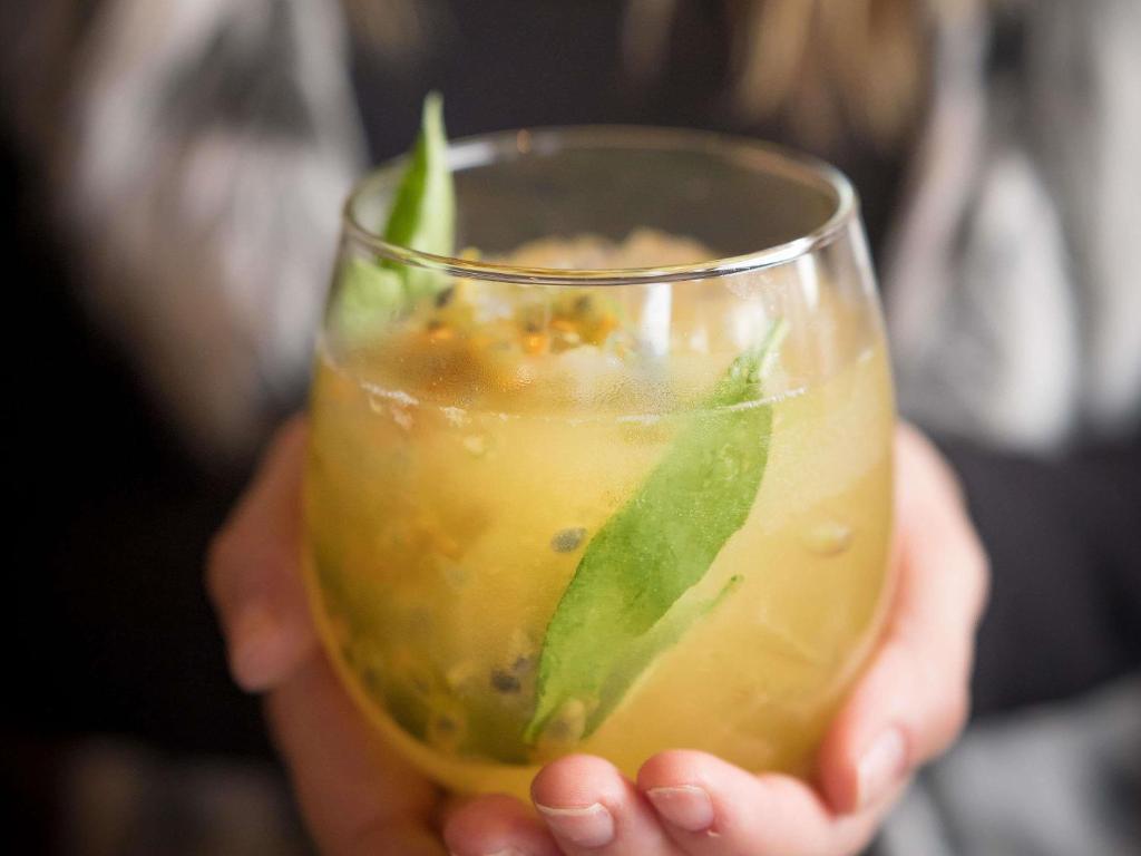 Novotel Canberra - Resim 43