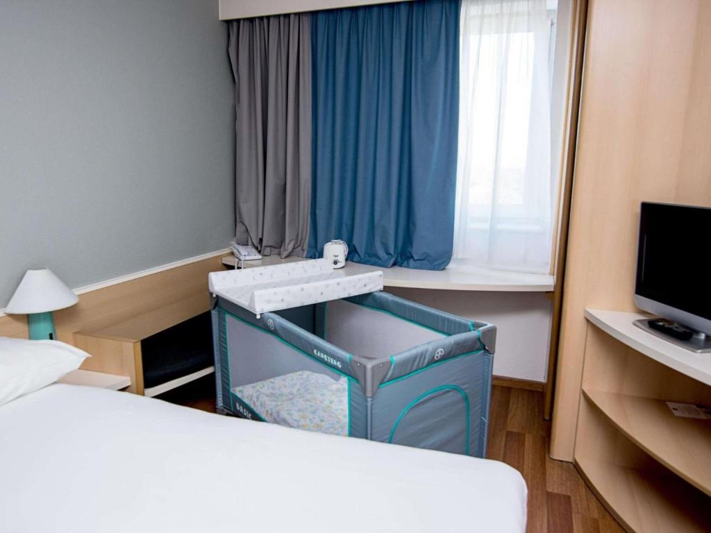 Ibis Poznan Stare Miasto - Resim 35