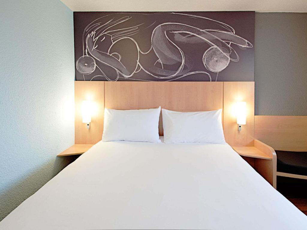 Ibis Barcelona Meridiana - Resim 14