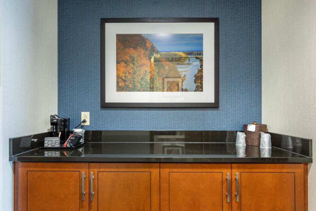 Drury Plaza Hotel Columbia East photo