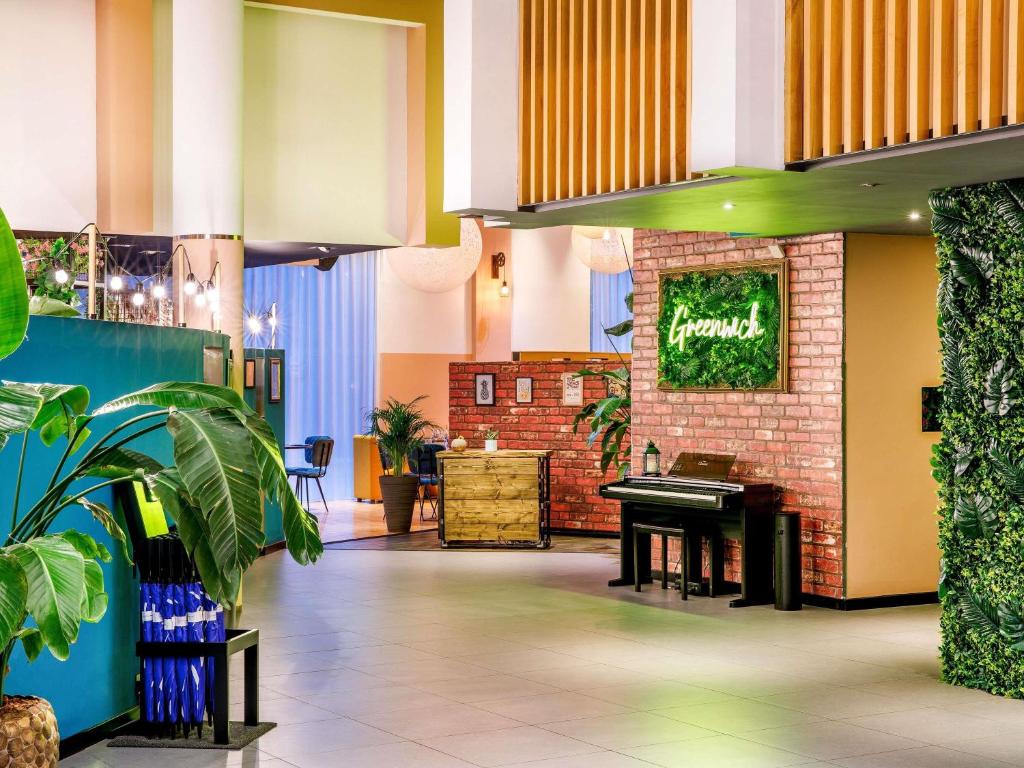 Novotel London Greenwich - Resim 9