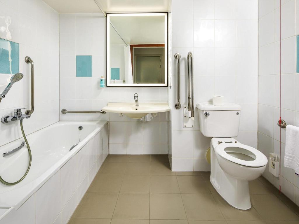 Novotel London Greenwich - Resim 16