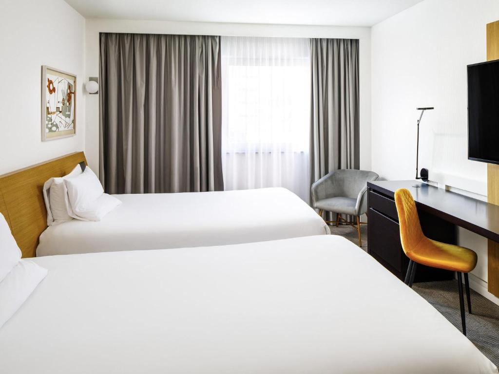 Novotel London Greenwich - Resim 19