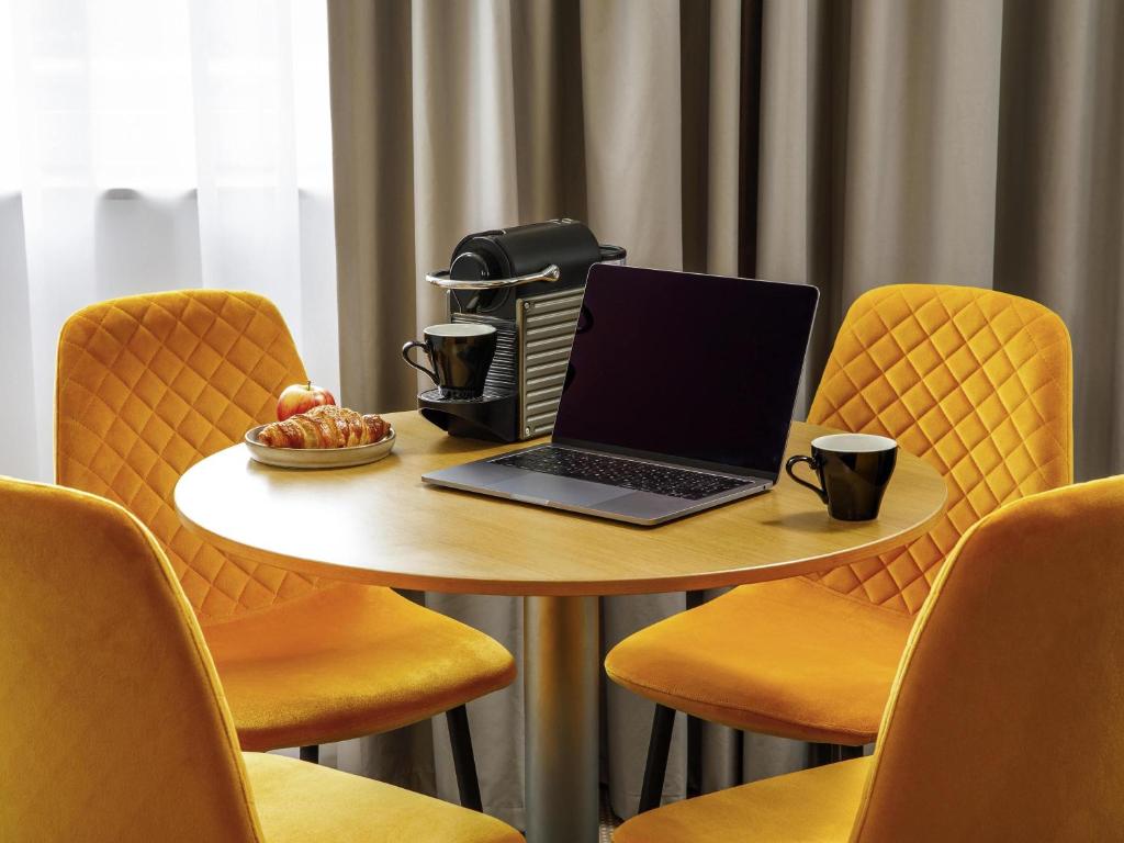 Novotel London Greenwich - Resim 24