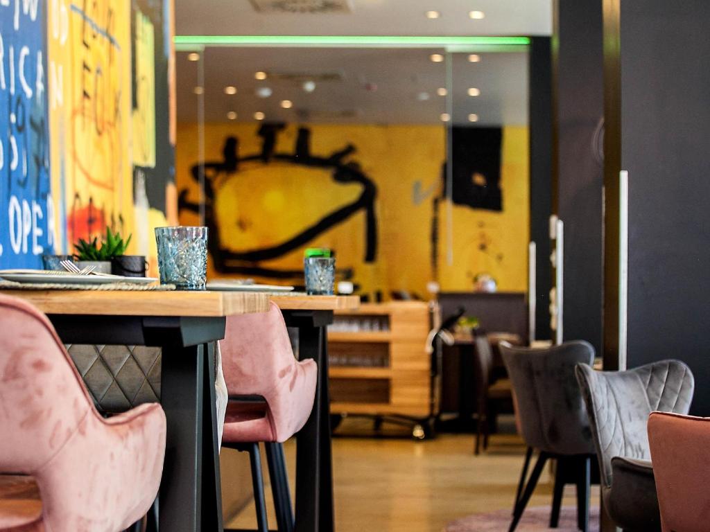 Hotel Mercure Wien Westbahnhof - Resim 38