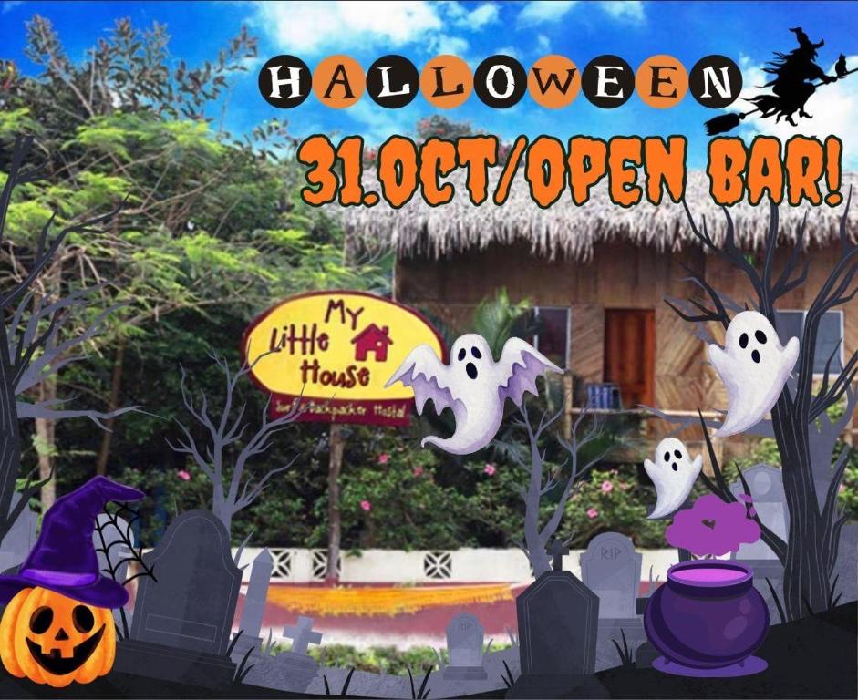 a halloween slothayer bar is a halloween bar with at My Little house Montanita in Montañita