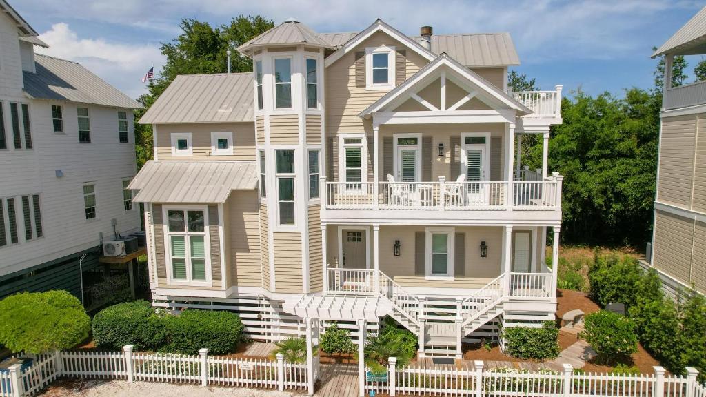 Budova, kde se prázdninový dům nachází