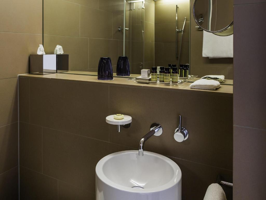 Pullman Basel Europe - Resim 10