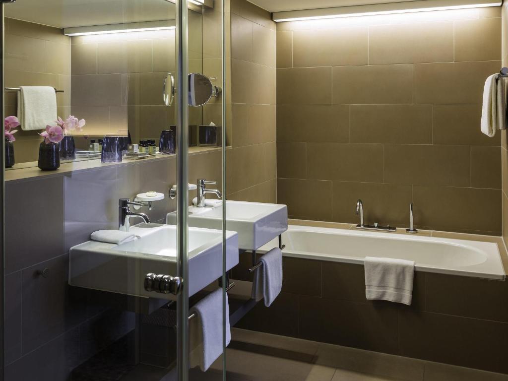 Pullman Basel Europe - Resim 19