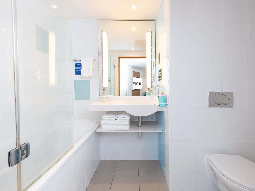 Novotel Cardiff Centre - Resim 19