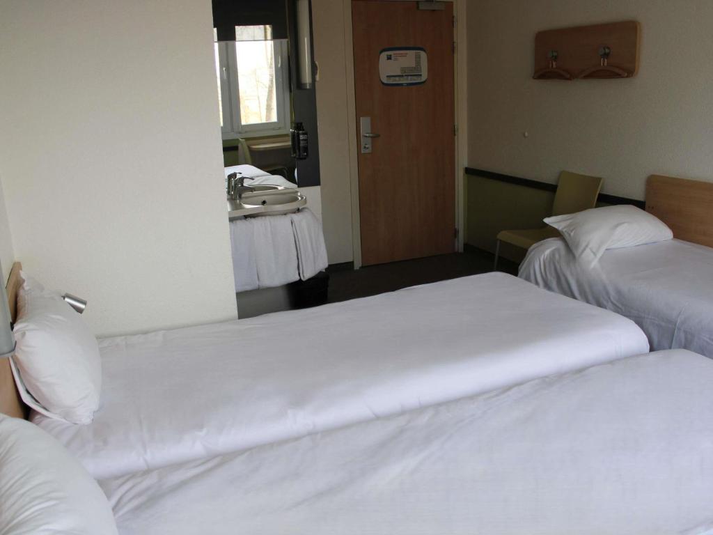 ibis budget Wroclaw Stadion - Resim 22