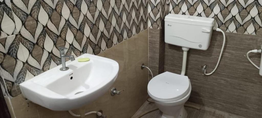 Gallery image of Sunita Palace in Ayodhya