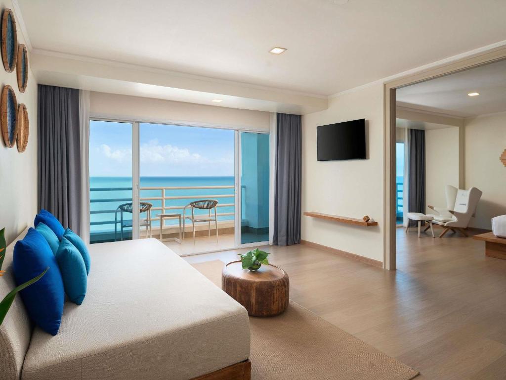 Pullman Pattaya Hotel G - Resim 29