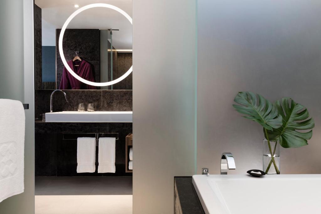 Hotel ICON photo 5
