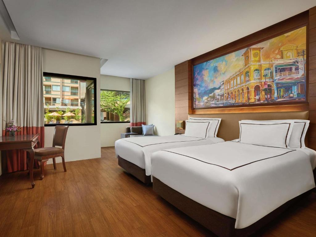 Novotel Phuket Vintage Park Resort - Resim 14