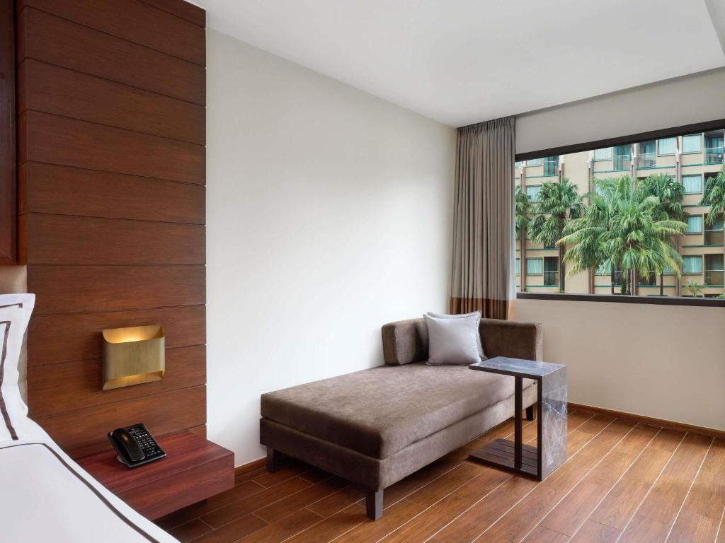 Novotel Phuket Vintage Park Resort - Resim 26