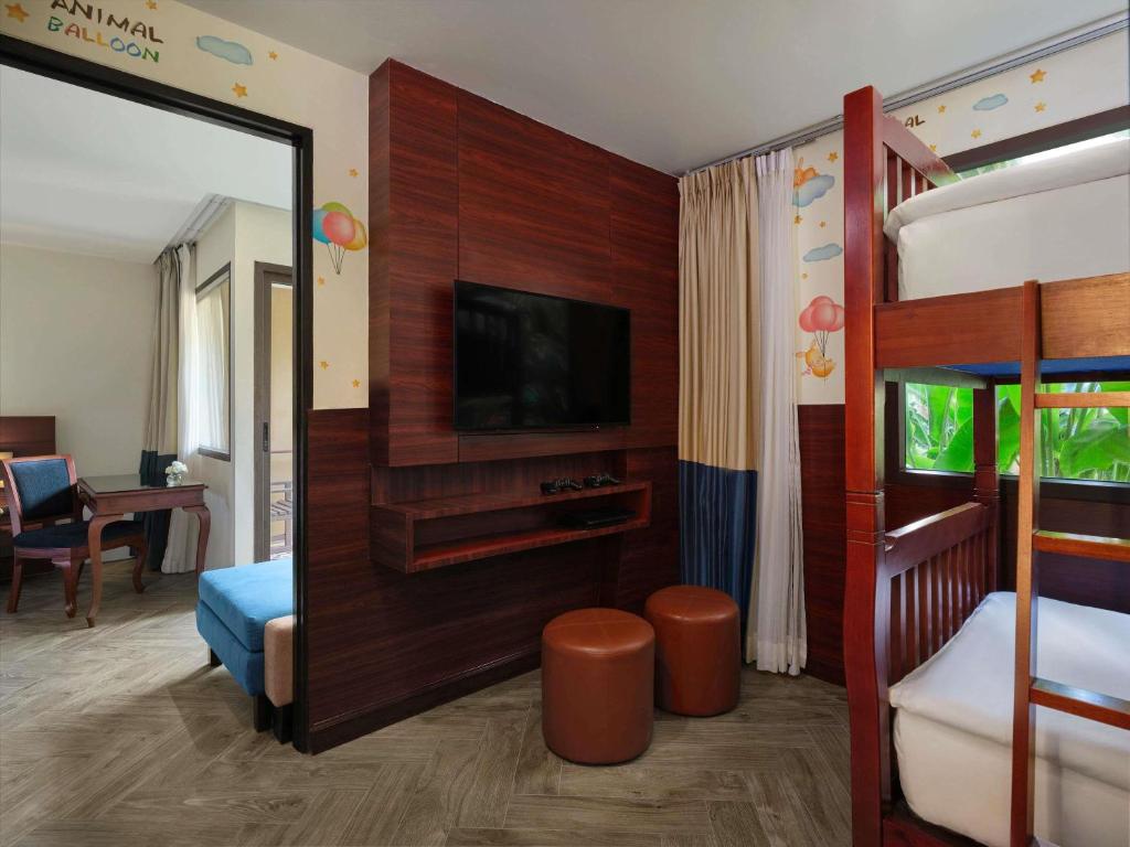 Novotel Phuket Vintage Park Resort - Resim 29
