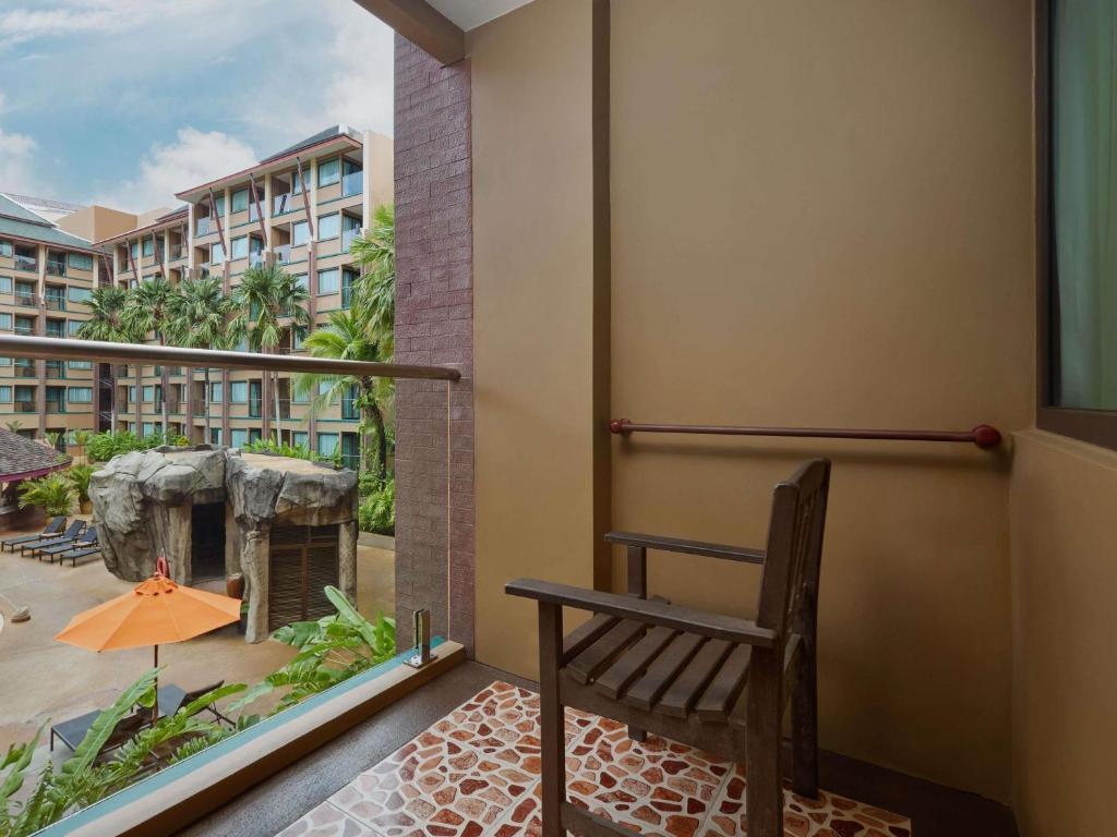 Novotel Phuket Vintage Park Resort - Resim 34