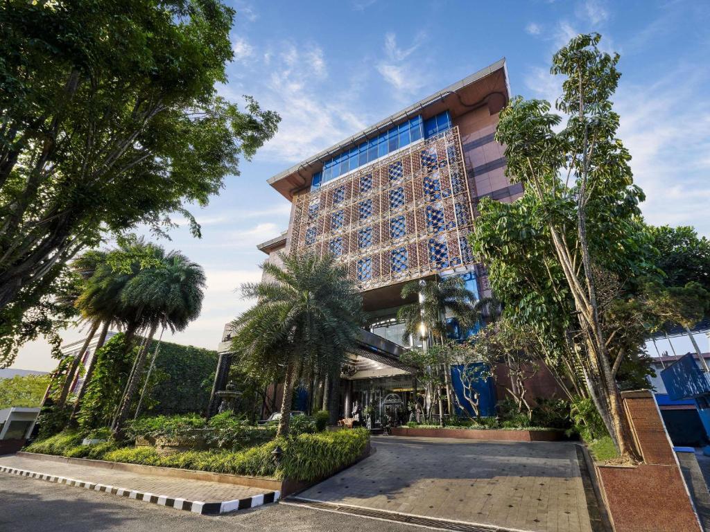 Hoone, kus hotell asub