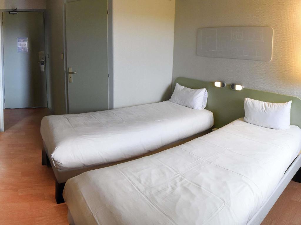 Hotel ibis Budget Laval - Twin Room
