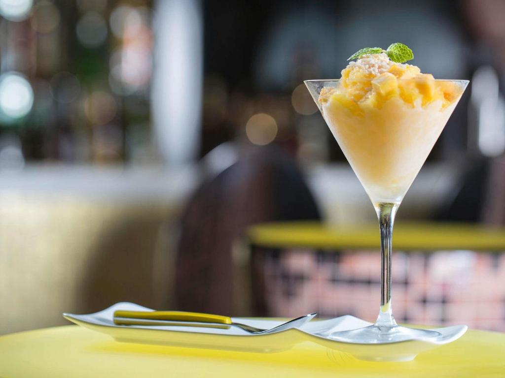 Pullman Dubai Jumeirah Lakes Towers - Resim 45