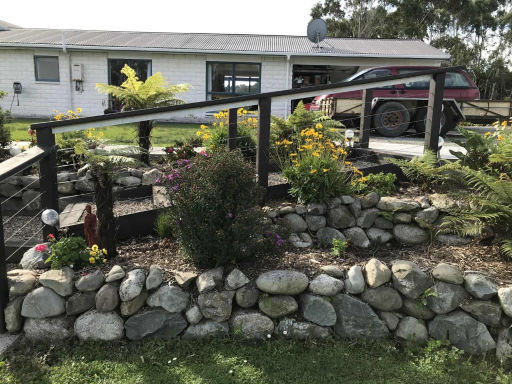 Hokitika - Blue Spur Bed and Breakfast - Resim 26