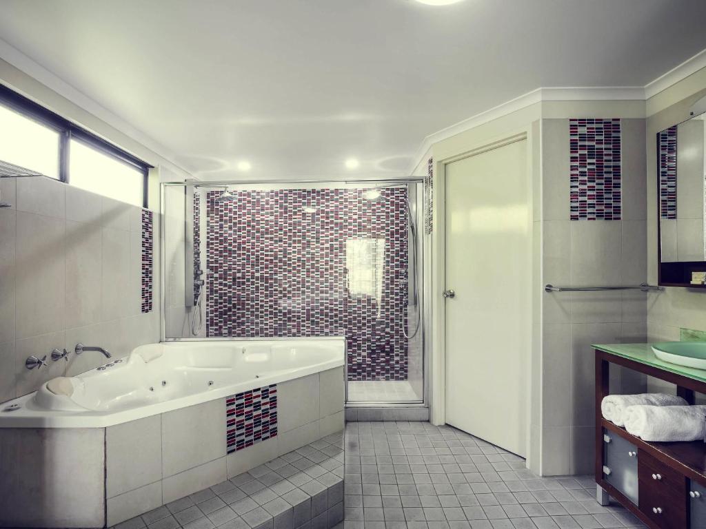 Mercure Darwin Airport Resort - Resim 43