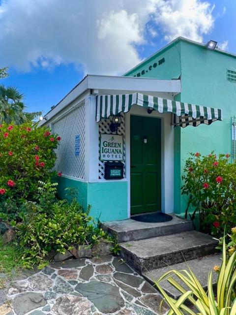 The Green Iguana Hotel photo