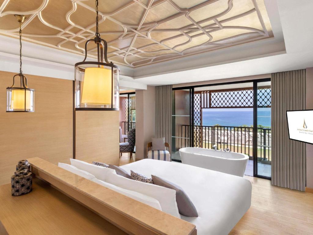 Avista Grande Phuket Karon MGallery guest room