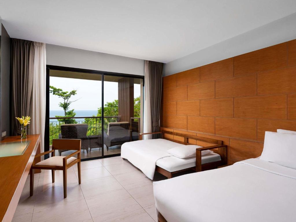 Novotel Phuket Kata Avista Resort and Spa - Resim 16