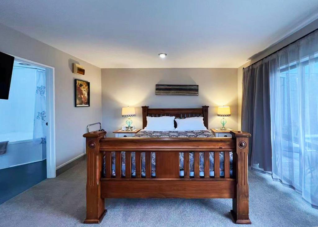 Strathern Motor Lodge - Resim 31