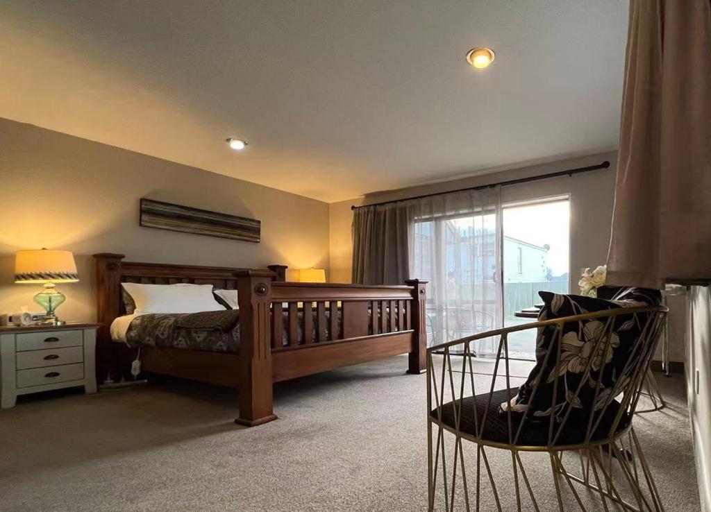 Strathern Motor Lodge - Resim 39