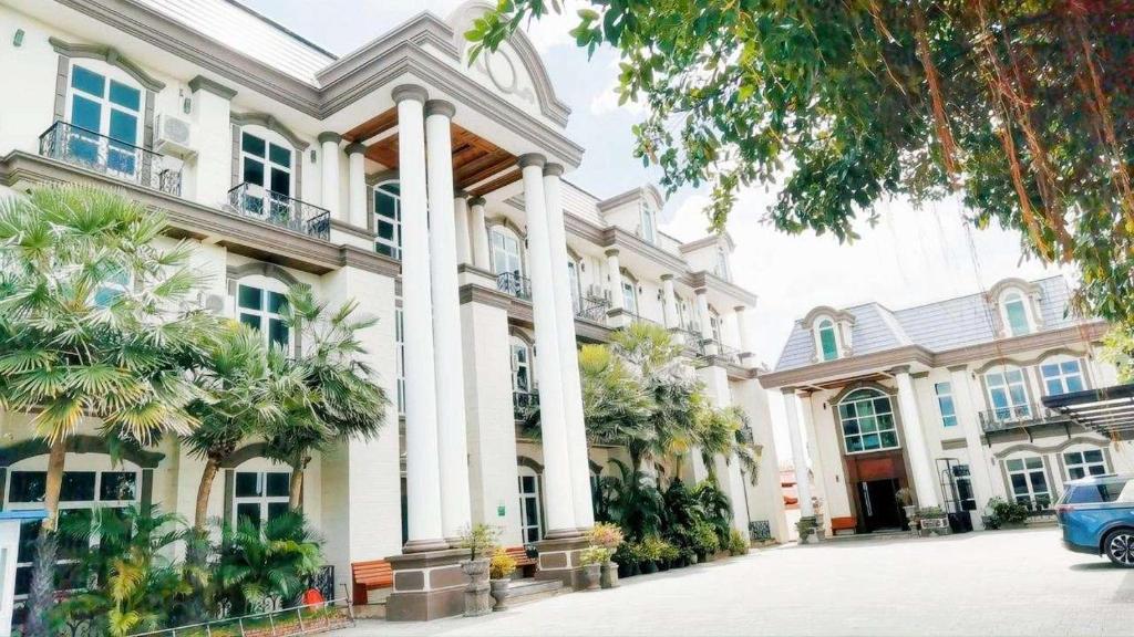 Budova, kde se hotel nachází